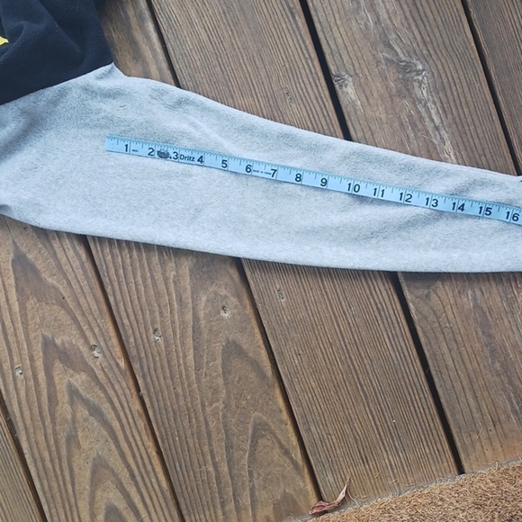 Peanuts women's fleece long sleeve top size S - Picture 9 of 11